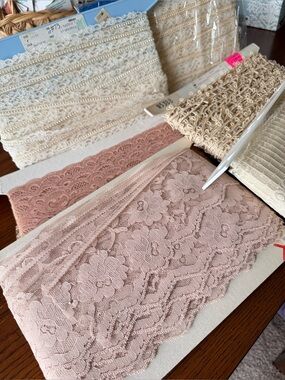 Vintage Floral Lace Trim Lot Sewing Craft Pearl Blush Neutrals Wedding Estate